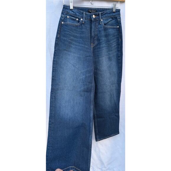 Free Assembly Women's Super High Crop Wide Straight Leg Jeans Sz 4 Dark Wash - Picture 1 of 8